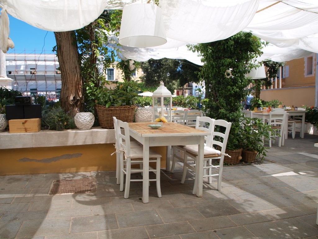 ventotene-piazzetta