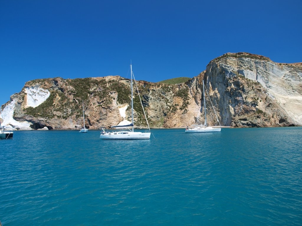chiaia-di-luna-ponza